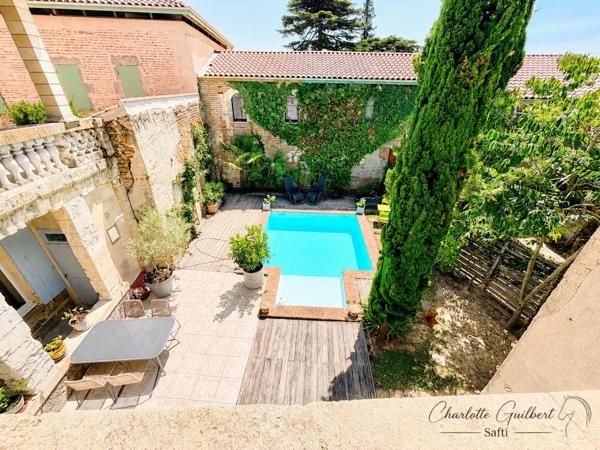 Maison de caractère – Piscine – À pied de toutes les commodités