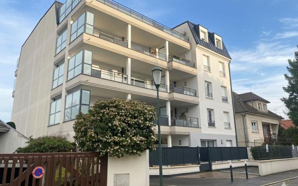 Appartement à louer    3 pièces • 60,59 m2 Ozoir-la-Ferrière