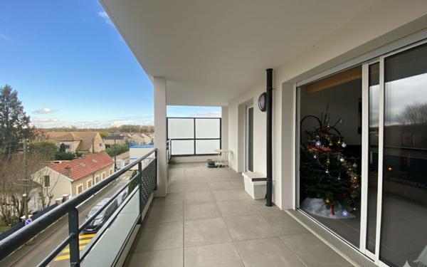 Appartement à louer    3 pièces • 60,59 m2 Ozoir-la-Ferrière