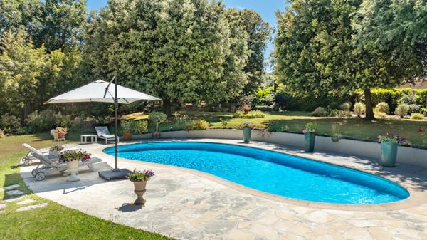 Belle villa provencale dans un domaine fermé