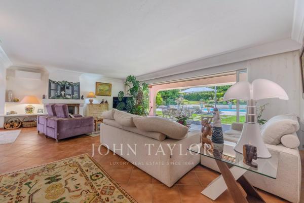 Belle villa provencale dans un domaine fermé