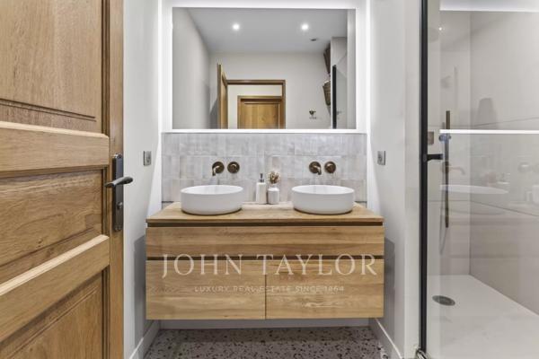 Appartement de charme avec jardin de 800 m² à La Ciotat