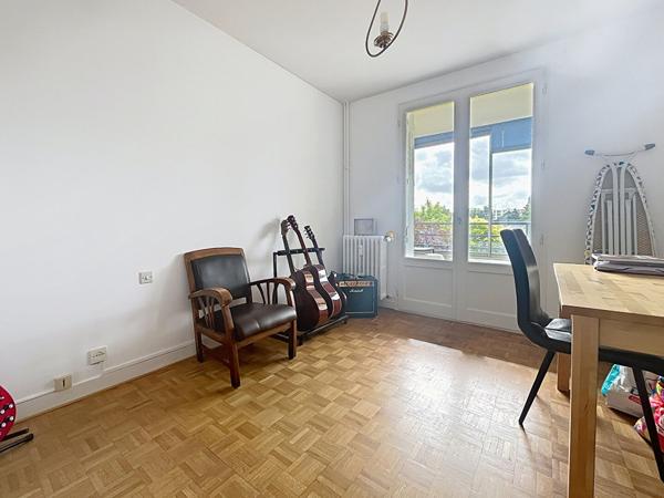 Appartement 3 pièces à vendre à Angers secteur Strasbourg/ Orgemont- Calme et bien situé