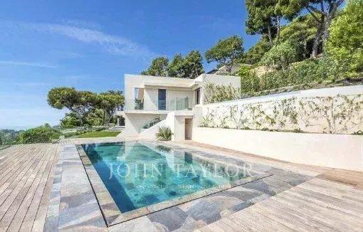ROQUEBRUNE CAP MARTIN DOMAINE - VILLA CONTEMPORAINE FINIE - VUE MER PANORAMIQUE- PISCINE - GARAGES