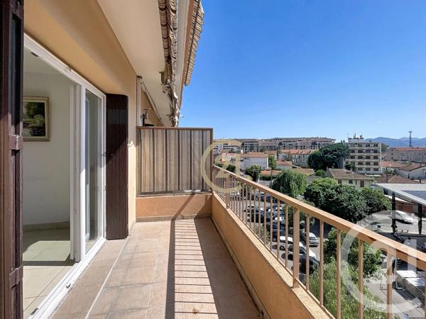 Appartement F3 à vendre  3 pièces - 67,65 m 2   LA ROQUETTE SUR SIAGNE  - 06