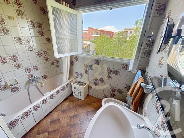 Appartement F3 à vendre  3 pièces - 67,65 m 2   LA ROQUETTE SUR SIAGNE  - 06