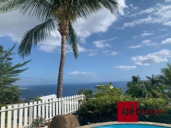 A LOUER VILLA F6 AVEC PISCINE - LA POSSESSION