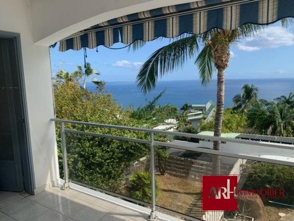 A LOUER VILLA F6 AVEC PISCINE - LA POSSESSION