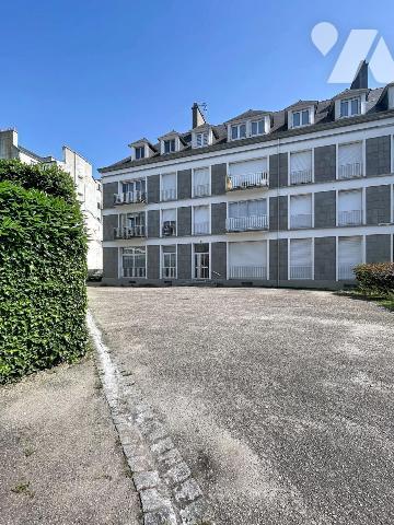 LORIENT CENTRE - FACE PORT DE PLAISANCE 