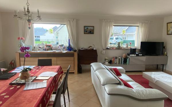 Maison à vendre    3 pièces • 134 m2 Nay