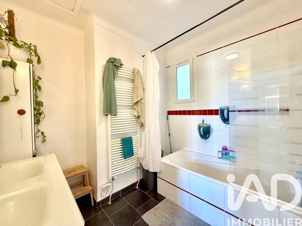 Maison à vendre 4 pièces 92 m² Nîmes