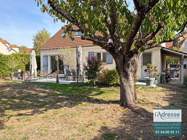 Centre-ville de Briis sous forges - Maison 3 chambres + bureau 417m² de terrain