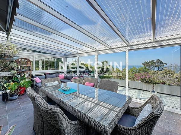 Maison familiale à vendre à Lanvéoc - vue mer et accès privé