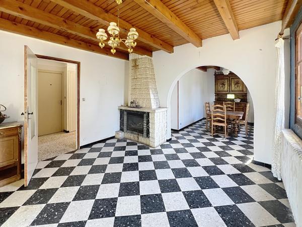 Sud Ardèche - Saint Paul Le Jeune : Maison 138 m2 -  2 logements - Garage indépendant - Terrain 2877 m2