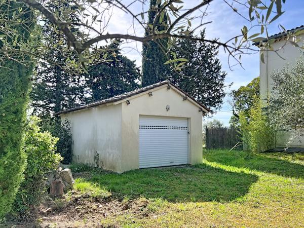 Sud Ardèche - Saint Paul Le Jeune : Maison 138 m2 -  2 logements - Garage indépendant - Terrain 2877 m2