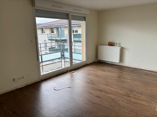 ESSEY-LES-NANCY - APPARTEMENT 3 pièces + PARKING - 68.96 m²