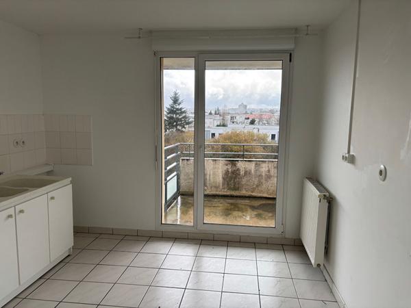 ESSEY-LES-NANCY - APPARTEMENT 3 pièces + PARKING - 68.96 m²