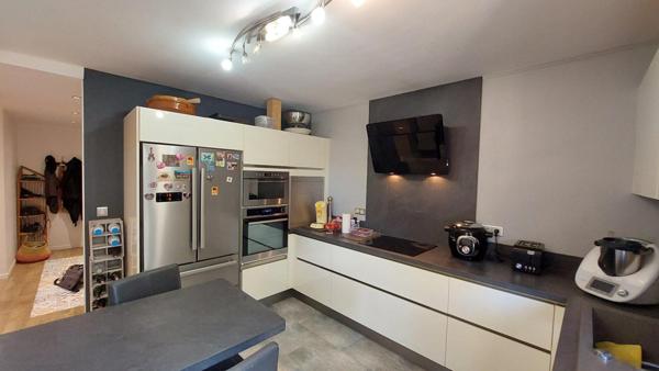 Superbe appartement avec jardinet à 10 minute du centre ville à pied