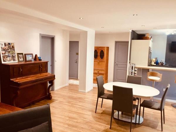 Superbe appartement avec jardinet à 10 minute du centre ville à pied