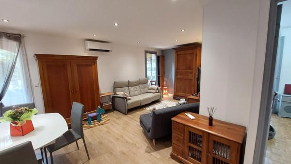 Superbe appartement avec jardinet à 10 minute du centre ville à pied