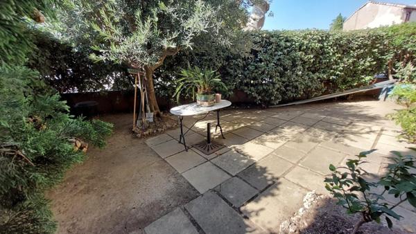 Superbe appartement avec jardinet à 10 minute du centre ville à pied