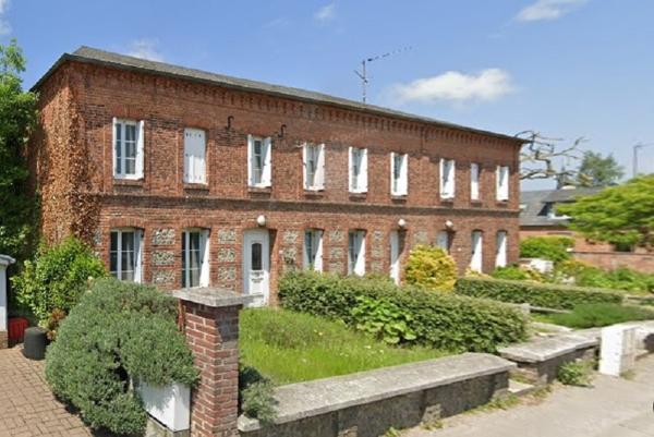 LUNERAY centre bourg, maison 3 chambres