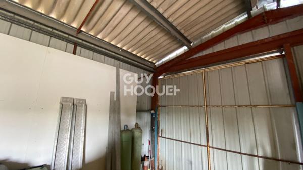 Batiment ostréicole avec claires