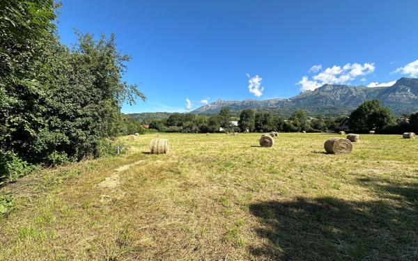 Terrain à vendre    Chabottes