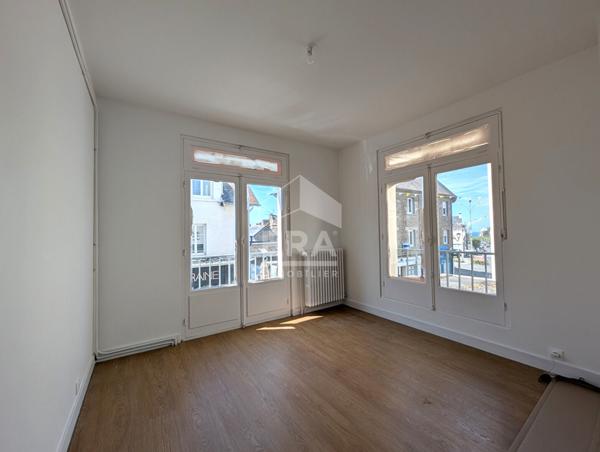 À Vendre : Appartement 3 Pièces renové à 500m de la Plage de Rochebonne