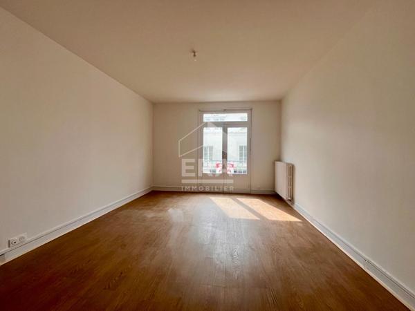 À Vendre : Appartement 3 Pièces renové à 500m de la Plage de Rochebonne