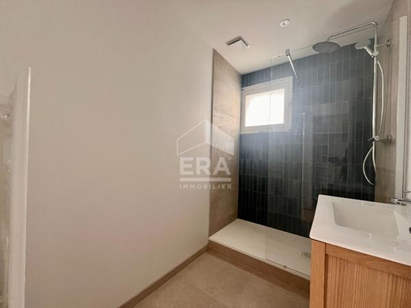 À Vendre : Appartement 3 Pièces renové à 500m de la Plage de Rochebonne