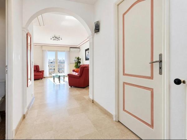 Très bel appartement 4 pièces vue mer avec Double Garage