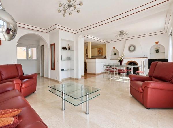 Très bel appartement 4 pièces vue mer avec Double Garage