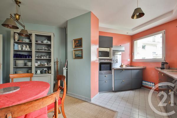 Appartement F6 à vendre  6 pièces - 139,72 m2 PARIS - 75116