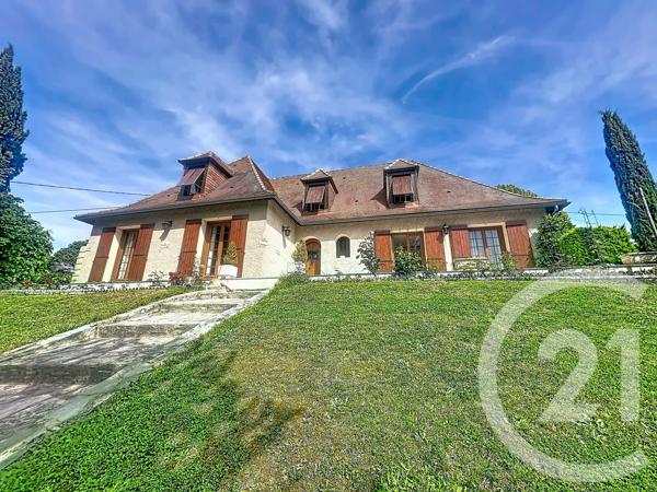 Maison à vendre  6 pièces - 180 m 2   PERIGUEUX  - 24