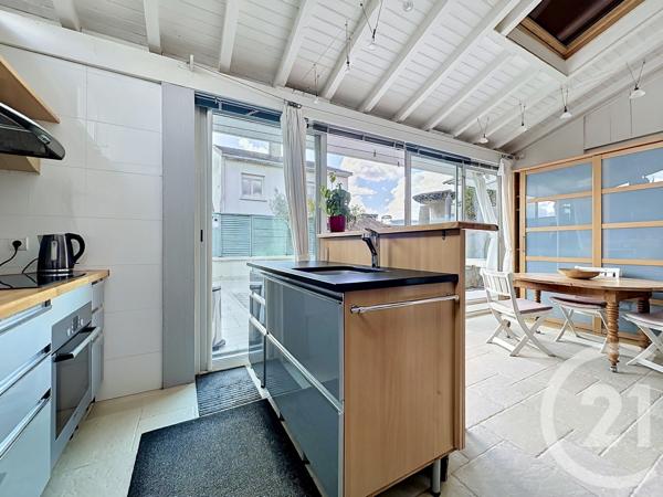 Maison à vendre  6 pièces - 180 m 2   PERIGUEUX  - 24