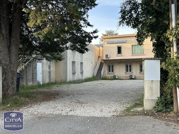 Local commercial à vendre 174m² Avignon (84000)