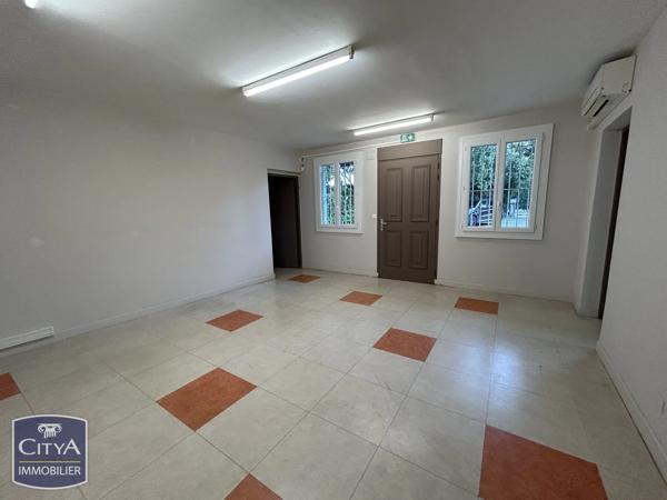 Local commercial à vendre 174m² Avignon (84000)