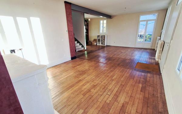 Maison à vendre    3 pièces • 108 m2 Nemours