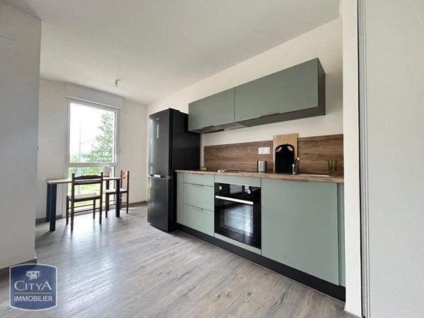 Appartement à louer 2 pièces 41.32m² Tours (37100)