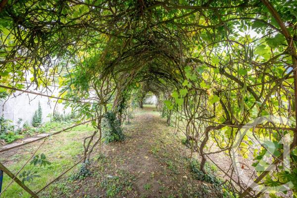 Maison à vendre  5 pièces - 98,17 m2 ST MAUR DES FOSSES - 94