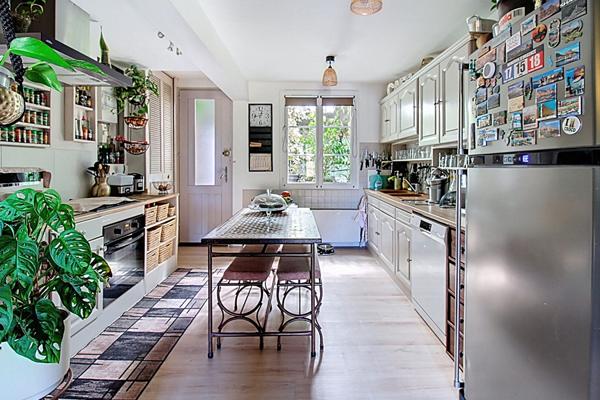 A VENDRE EN EXCLUSIVITÉ ! Lorgues centre à pied -Maison 140 m² -Vue dominante