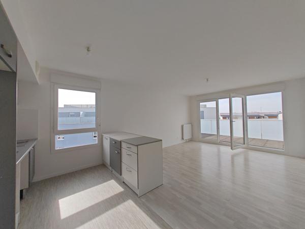Appartement Vannes 3 pièce(s) 66 m2 + 3 emplacements de stationnement , Vannes