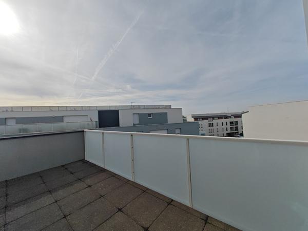 Appartement Vannes 3 pièce(s) 66 m2 + 3 emplacements de stationnement , Vannes
