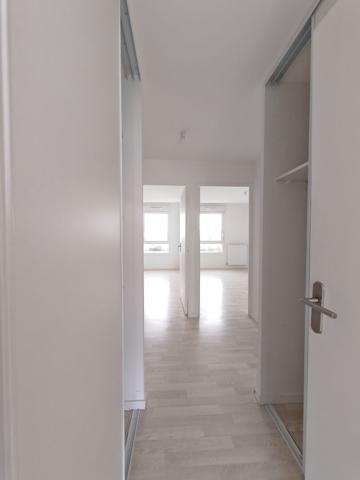 Appartement Vannes 3 pièce(s) 66 m2 + 3 emplacements de stationnement , Vannes