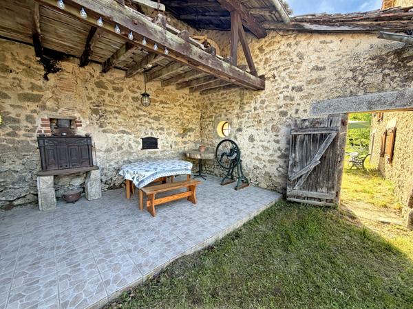 Maison à vendre à Piégut-Pluviers (24360) - Dordogne