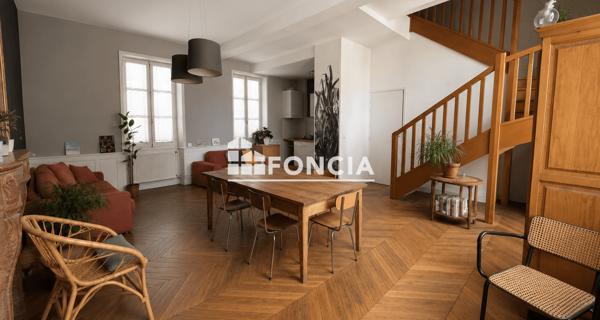 Location Appartement 4 pièces 97.85 m² - Trévoux 01600