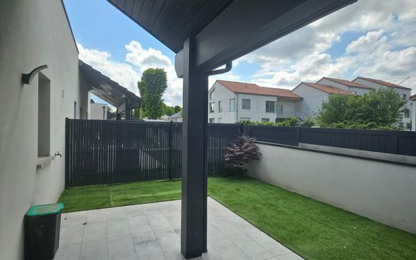 Maison à vendre    4 pièces • 102 m2 Idron