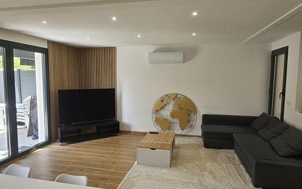 Maison à vendre    4 pièces • 102 m2 Idron