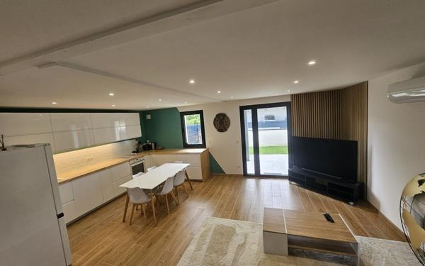 Maison à vendre    4 pièces • 102 m2 Idron